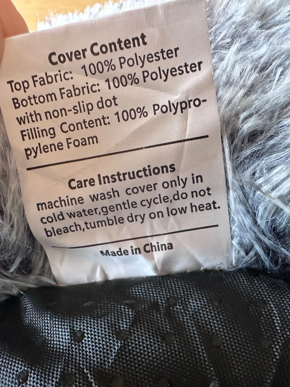 NWOT Cat Bed, Plush Cozy Calming Fluffy Hooded Cave for Sleeping